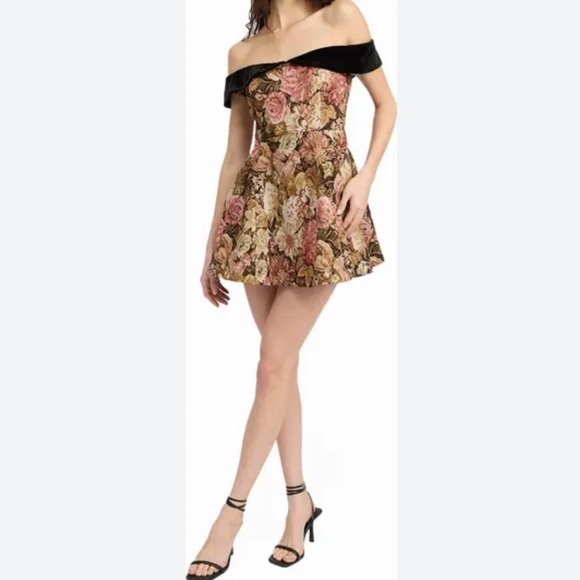 En Saison Floral Off-Shoulder Mini Dress - Black and Pink - Picture 2 of 8